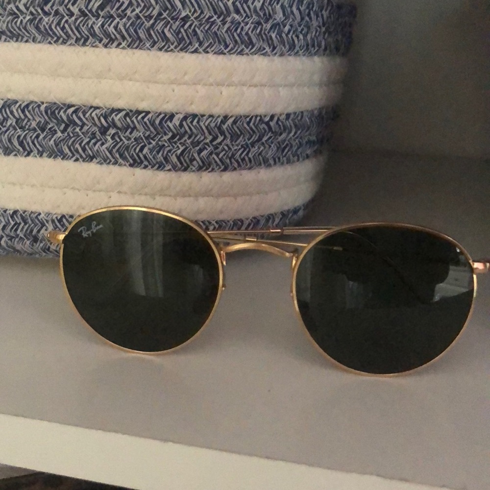 Ray Ban Round Metal Frame Sunglasses